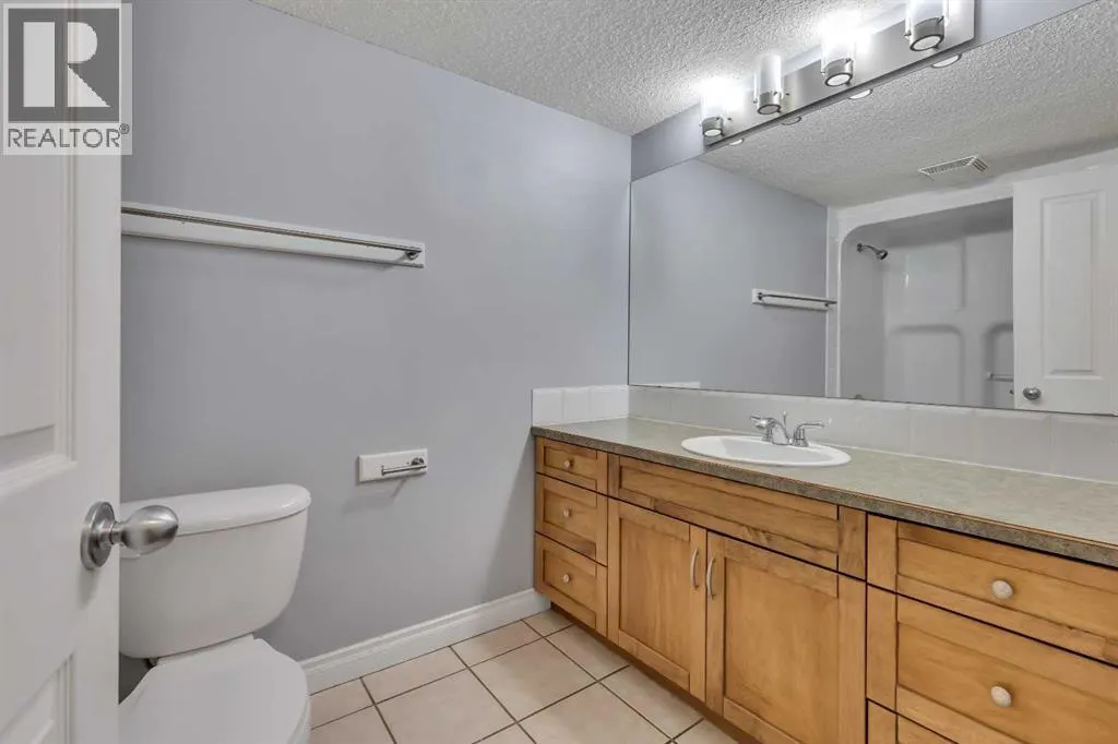 106, 2411 Erlton Road SW