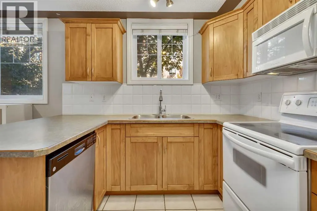 106, 2411 Erlton Road SW