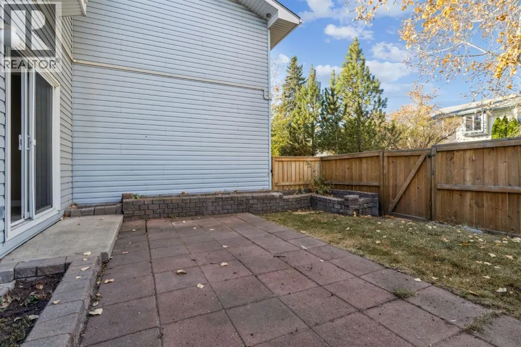 15, 4810 40 Avenue SW