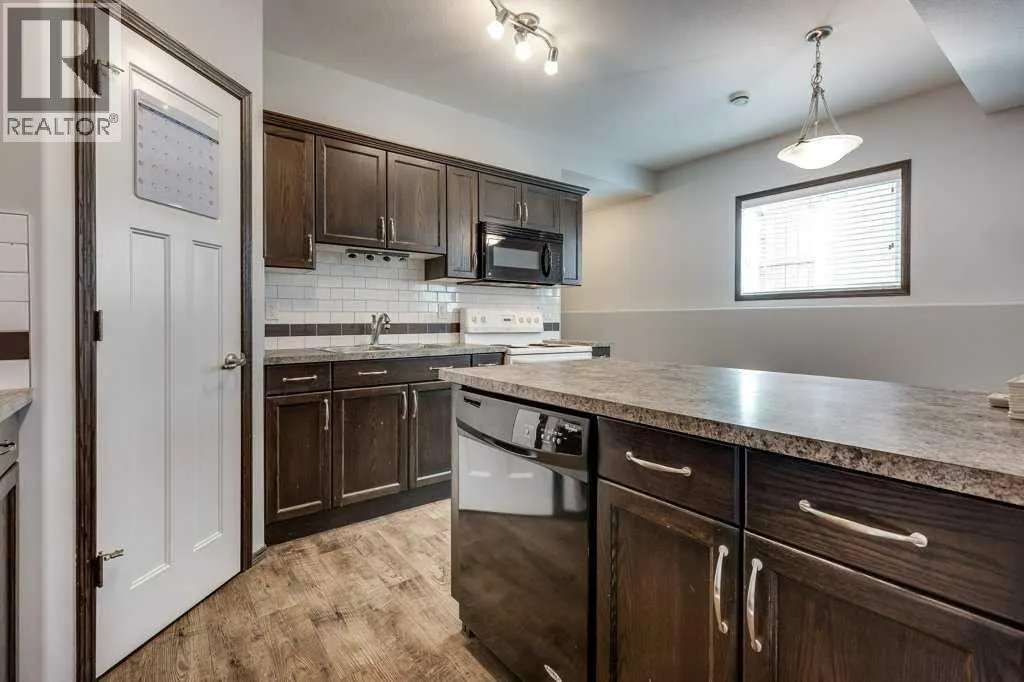 13 Adina Close