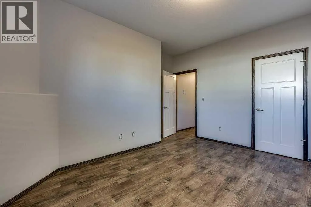 13 Adina Close