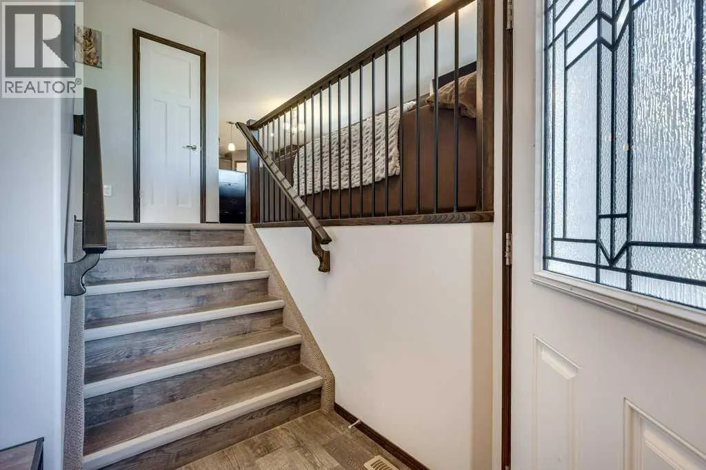 13 Adina Close