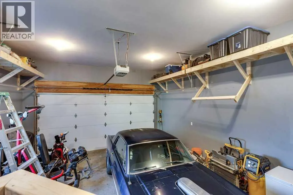 13 Adina Close