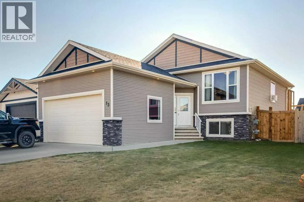 13 Adina Close
