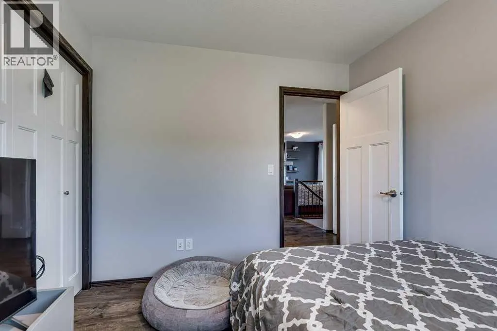 13 Adina Close