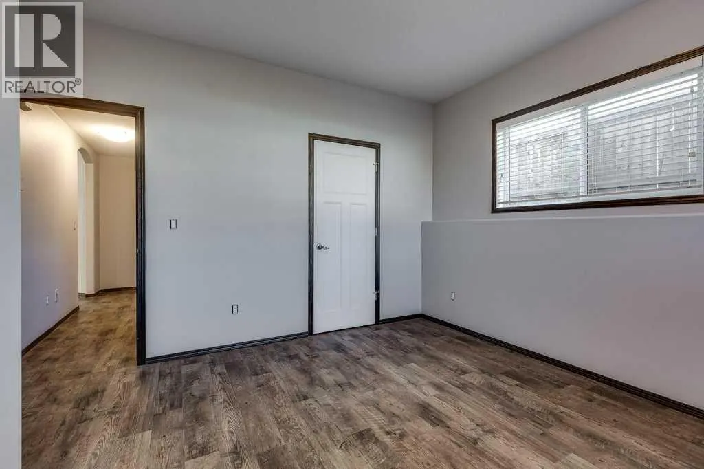 13 Adina Close