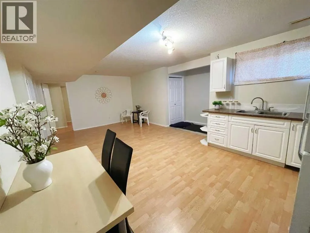 221 Coulee Creek Manor