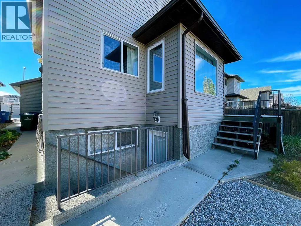 221 Coulee Creek Manor