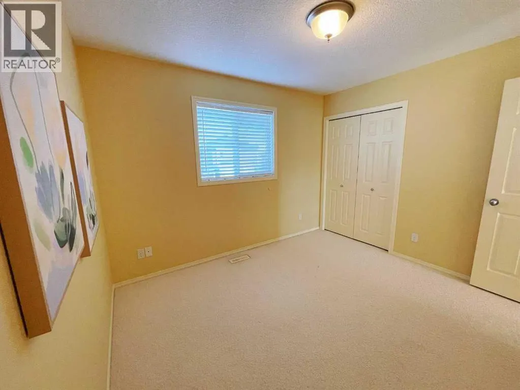 221 Coulee Creek Manor