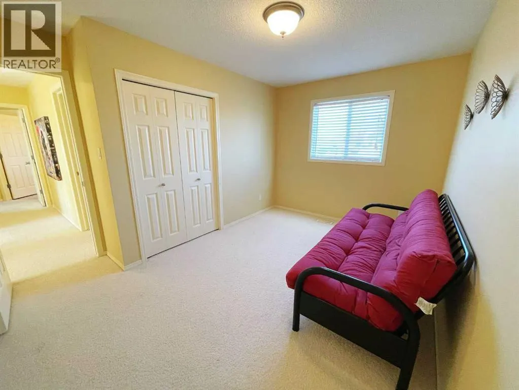 221 Coulee Creek Manor