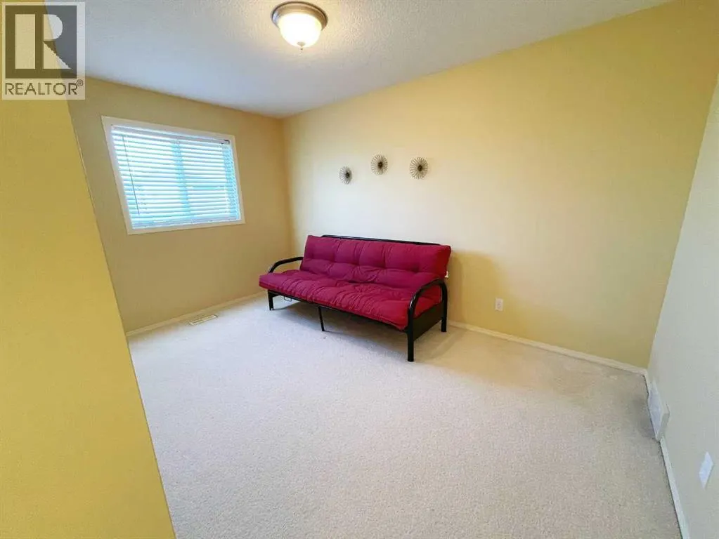221 Coulee Creek Manor