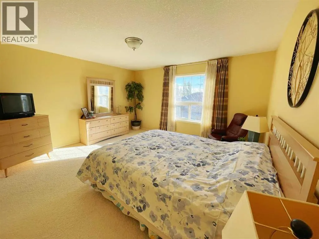221 Coulee Creek Manor