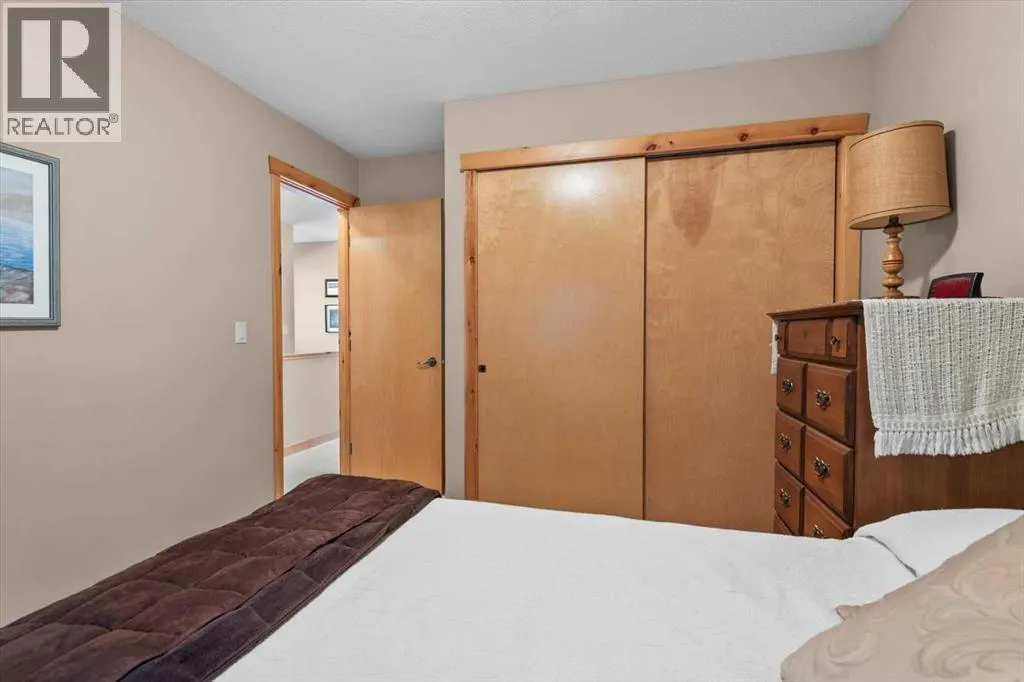 1073 Wilson Way