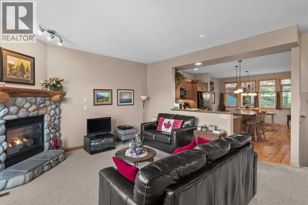 1073 Wilson Way
