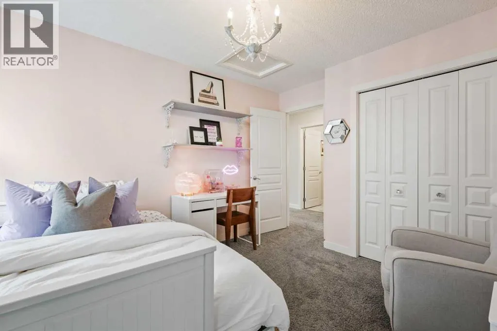 160 Chaparral Valley View SE