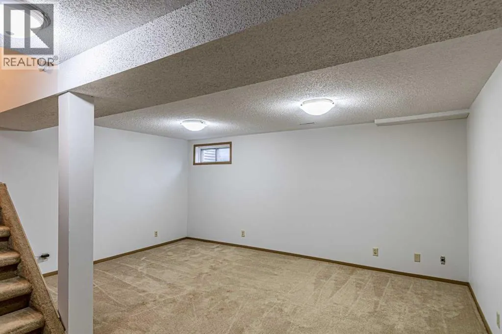 212 Georgian Villas NE