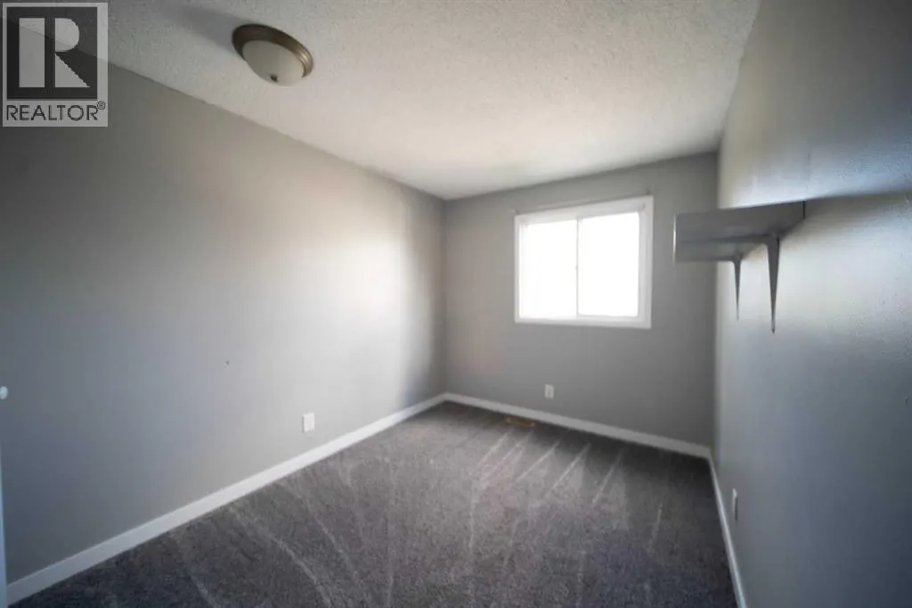 212 Georgian Villas NE