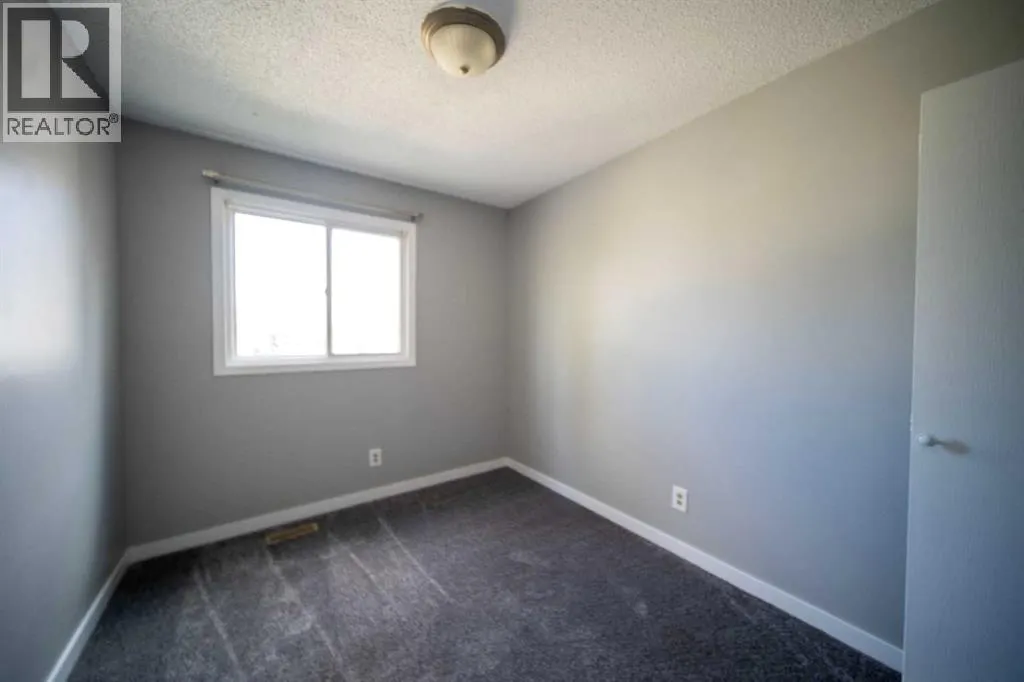 212 Georgian Villas NE