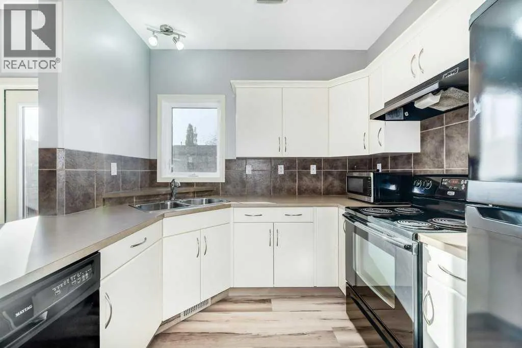 21 Piper Close