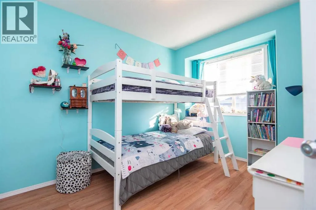 22 Woodbine Avenue