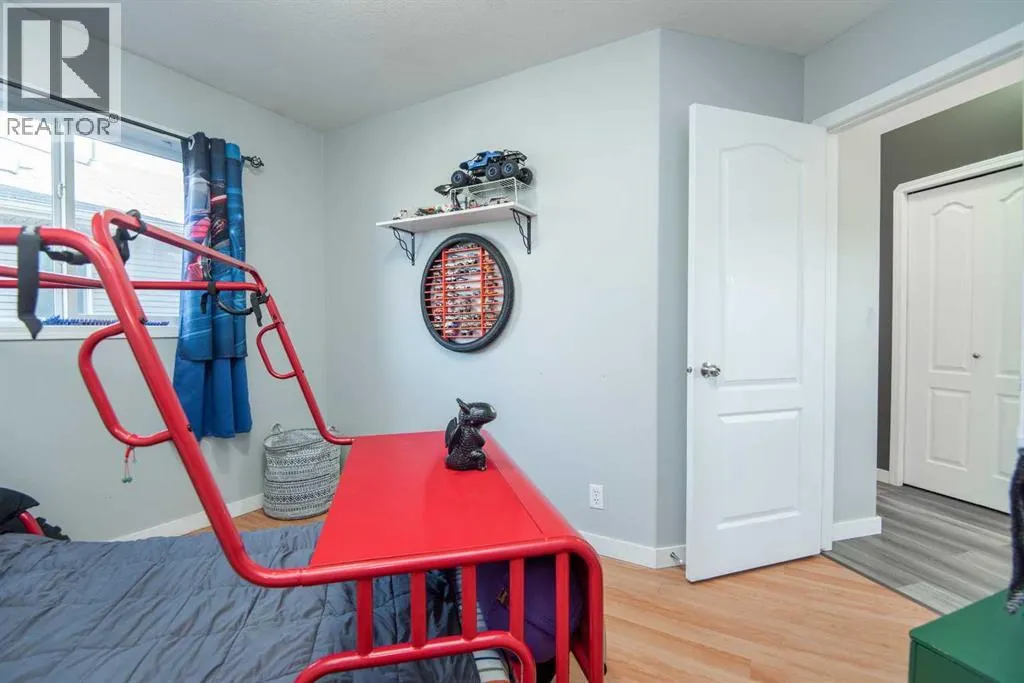22 Woodbine Avenue
