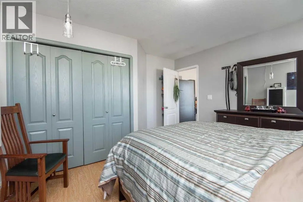 22 Woodbine Avenue
