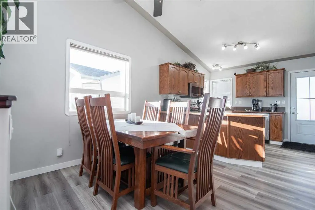 22 Woodbine Avenue
