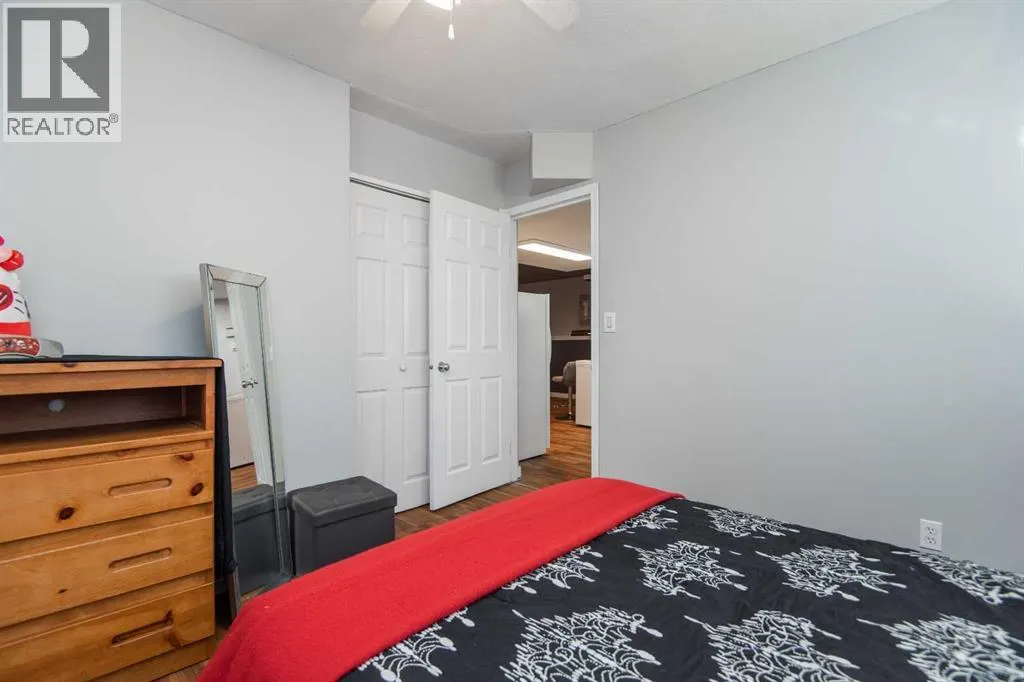22 Woodbine Avenue