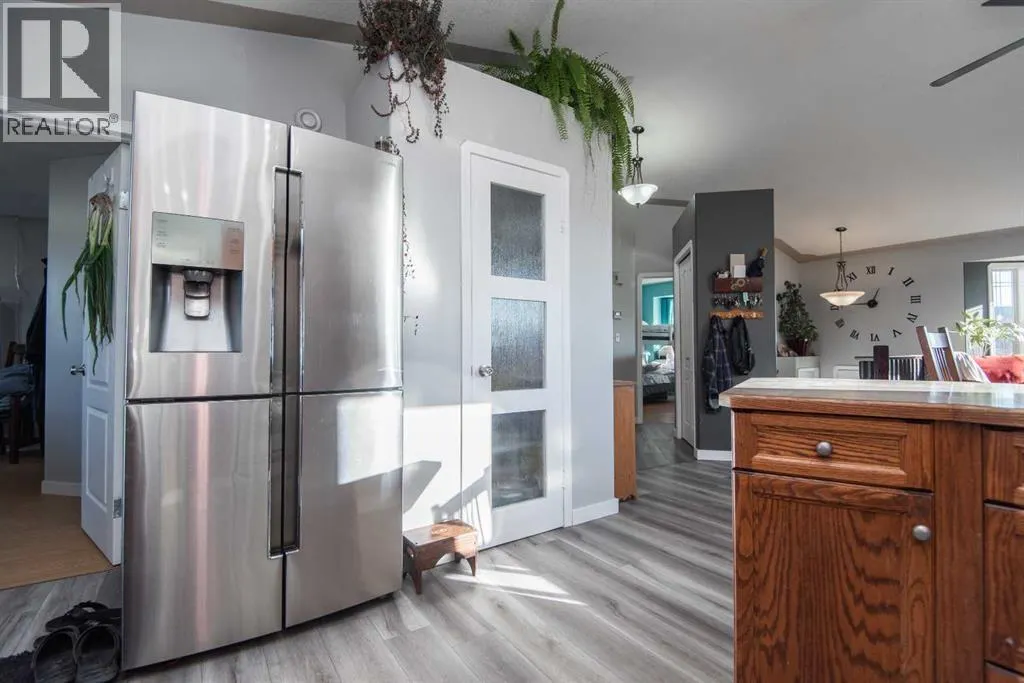 22 Woodbine Avenue