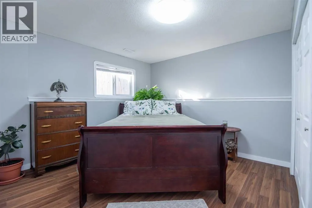 22 Woodbine Avenue