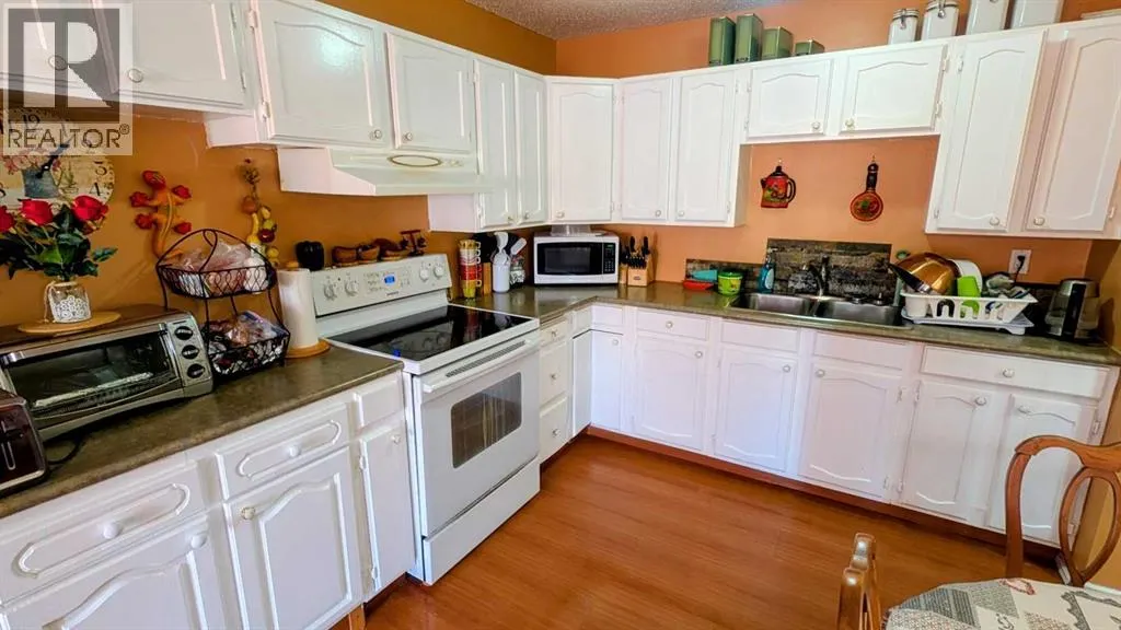 430 Pinehill Road NE