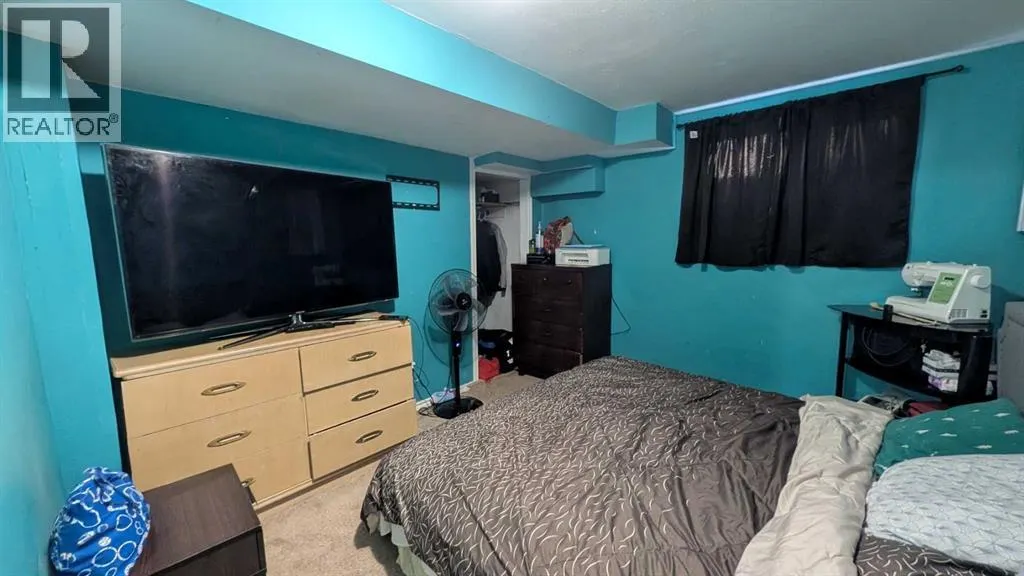 430 Pinehill Road NE