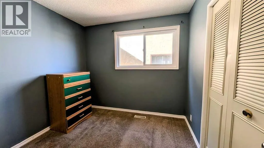 430 Pinehill Road NE