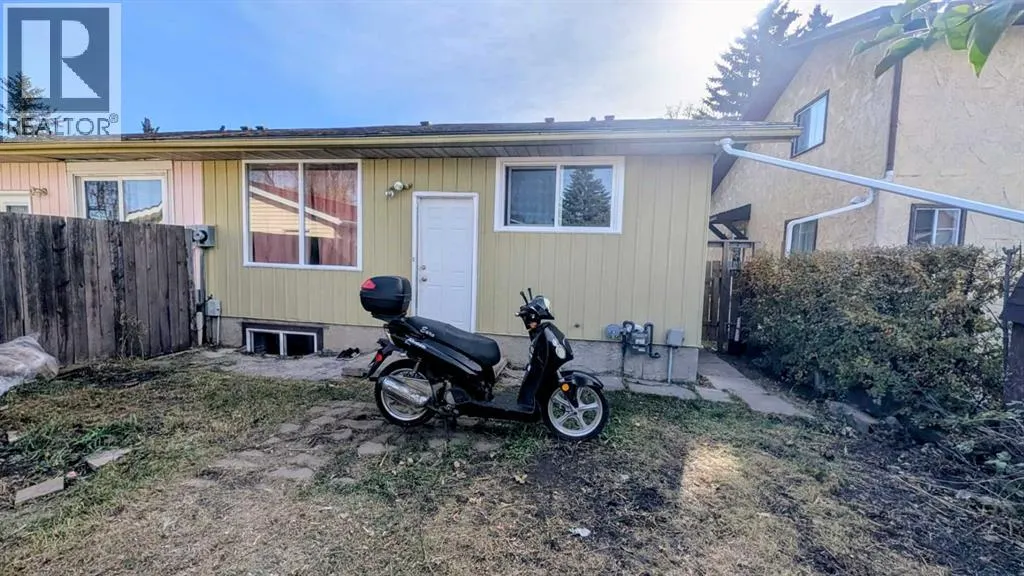 430 Pinehill Road NE