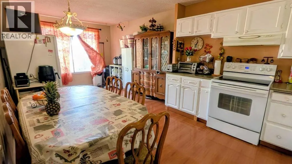 430 Pinehill Road NE