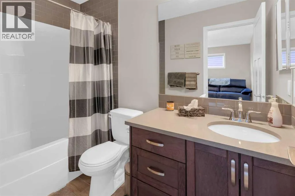 84 Fireside Crescent