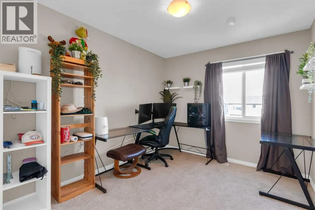 84 Fireside Crescent