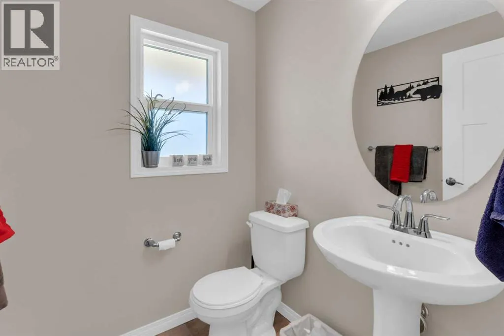 84 Fireside Crescent