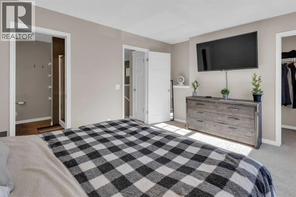 84 Fireside Crescent