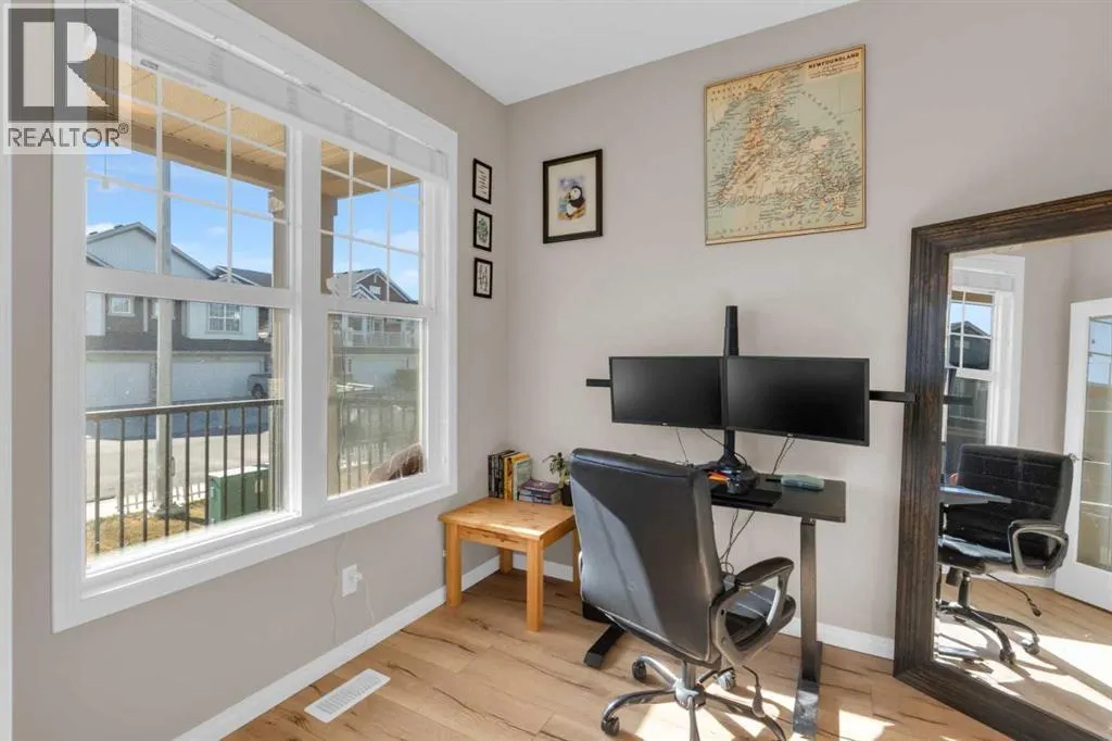 84 Fireside Crescent