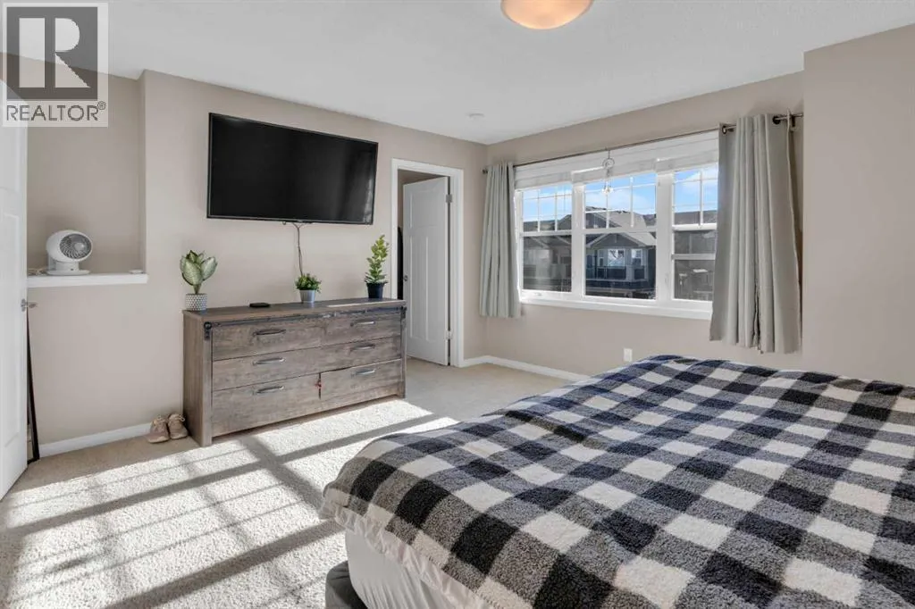 84 Fireside Crescent