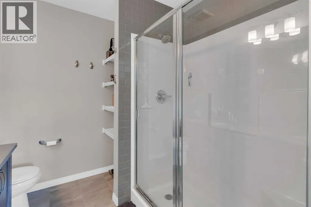 84 Fireside Crescent