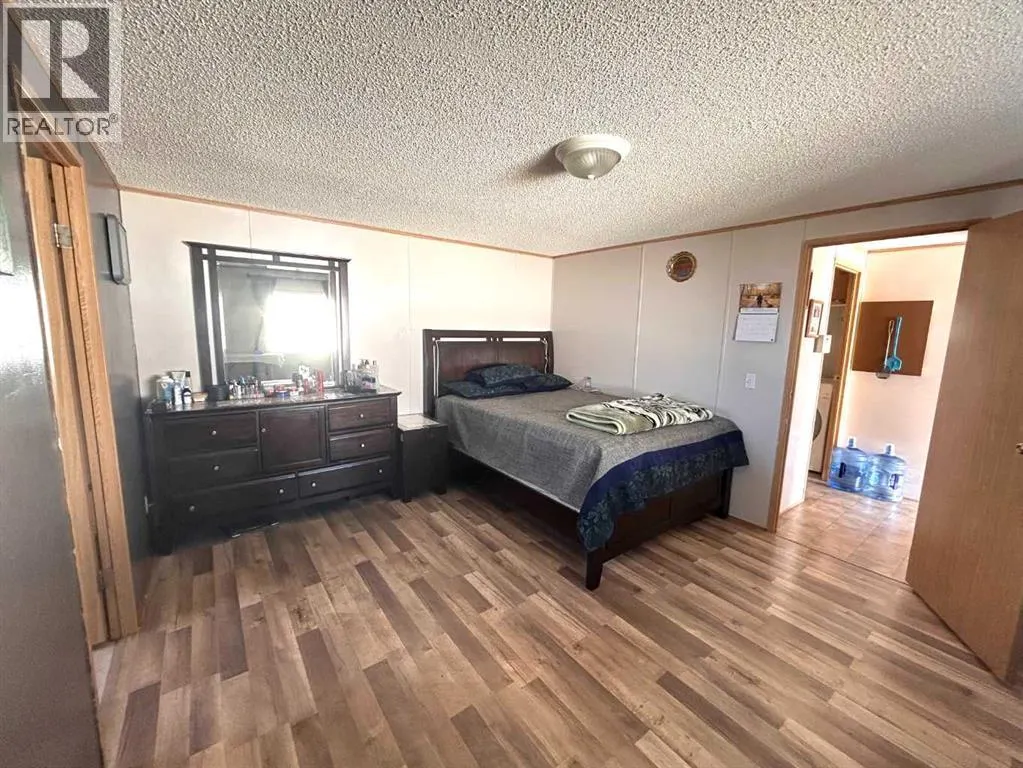 7 Meadowplace Drive E