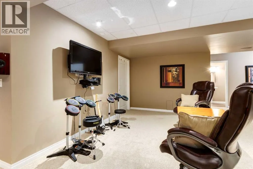 11756 Valley Ridge Boulevard NW