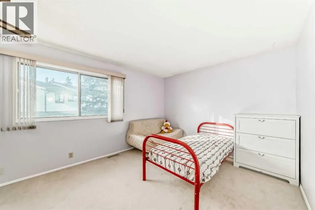 49, 380 Bermuda Drive NW