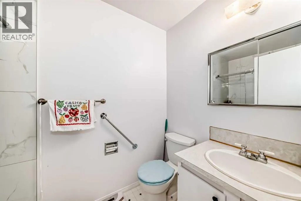 49, 380 Bermuda Drive NW