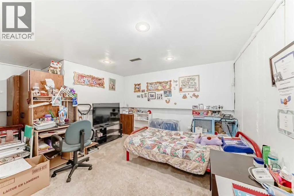 49, 380 Bermuda Drive NW