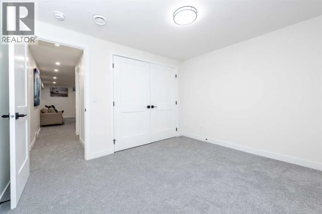 152 Southampthon Drive SW