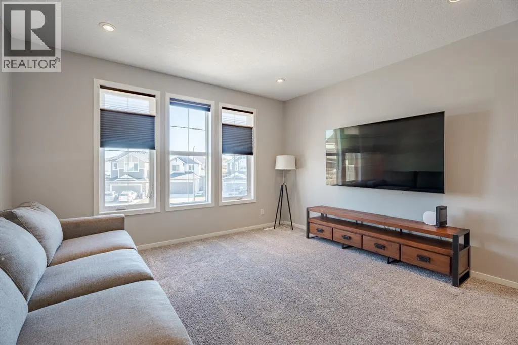 55 Legacy Woods Bay SE