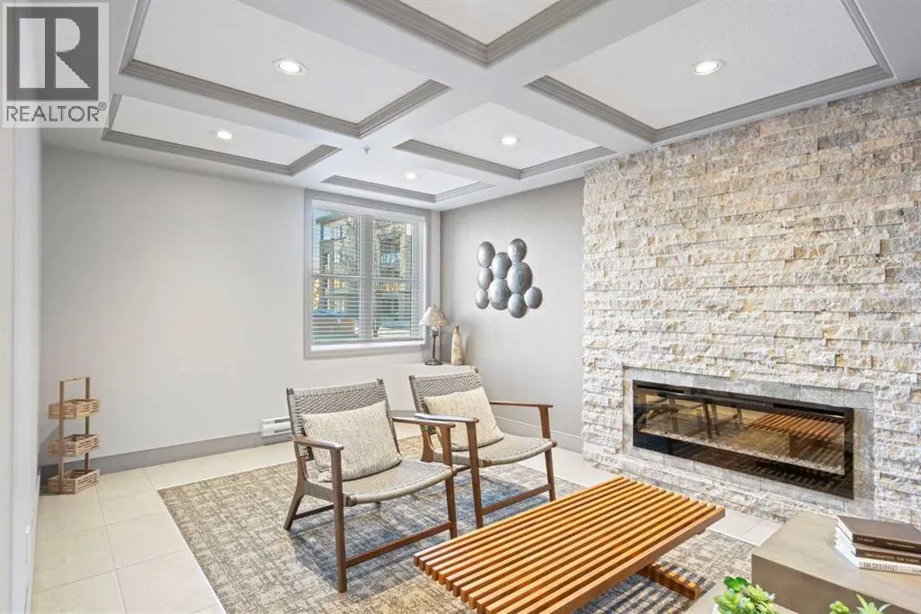 2204, 80 Greenbriar Place NW